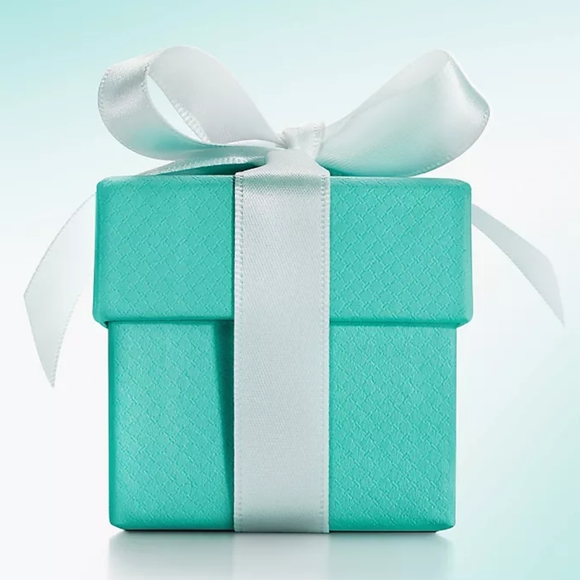 SOLD IN OUR STORE  Tiffany & Co. 18K Elsa Peretti - Picture 5 of 6